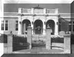 The Main entrance to Centro Asturiano Hospital.